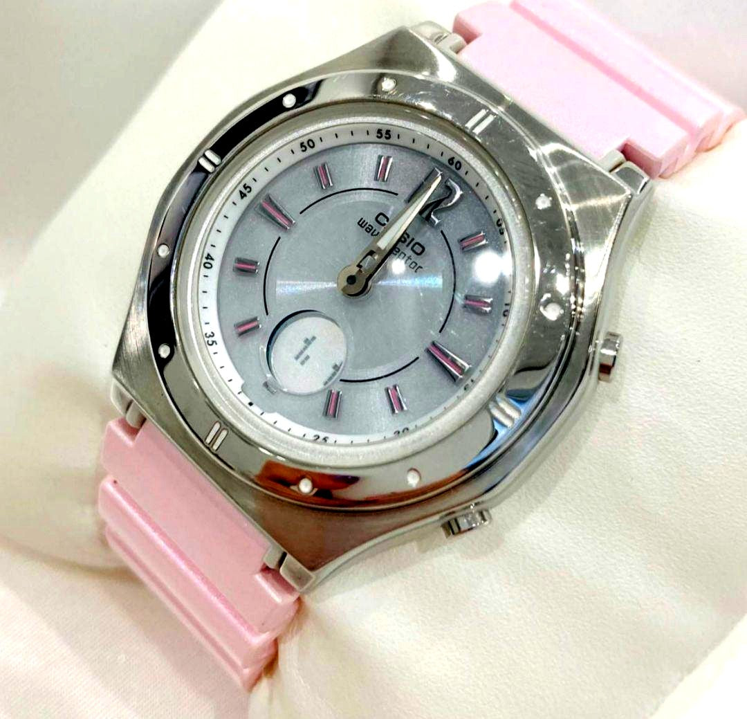 Casio LWA-M142 solar watch with dead battery and 1.38 inch case diameter Japan import