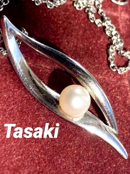 TASAKI pearl necklace with 4.7mm pearls and silver SV925 chain measuring 40cm in length
