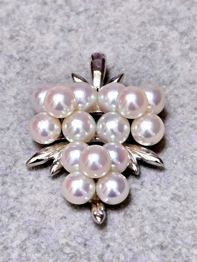 TASAKI Pearl Grape Motif Pendant Top 43262 with white pearls and grape-inspired design on a gold chain