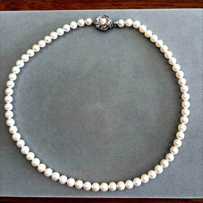 Akoya pearl necklace 42 cm length in pink white pearls set on SV925 silver chain
