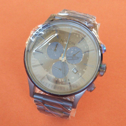 NIXON Analog Men's Watch — Japanese