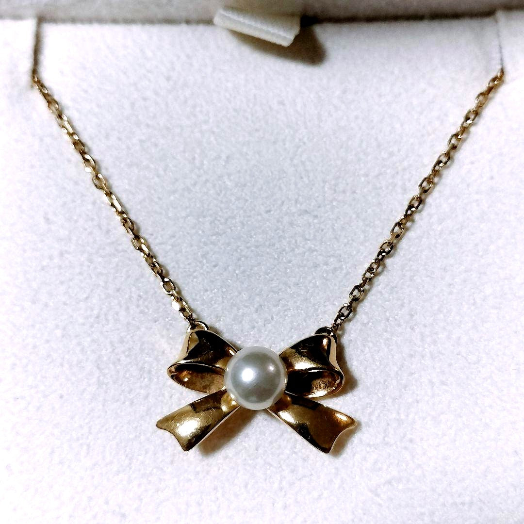 Mikimoto Pearl Ribbon Necklace with 5.0mm Akoya pearls on 18K yellow gold chain, 40cm length