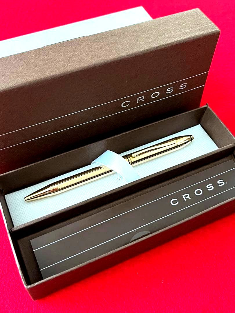 Townsend 18K gold-plated Cross ballpoint pen in used excellent condition imported from Japan