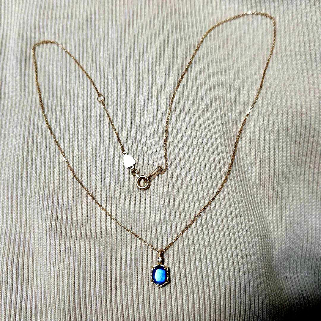 agete Necklace crafted from K10 gold with K10 marking displayed on a white background