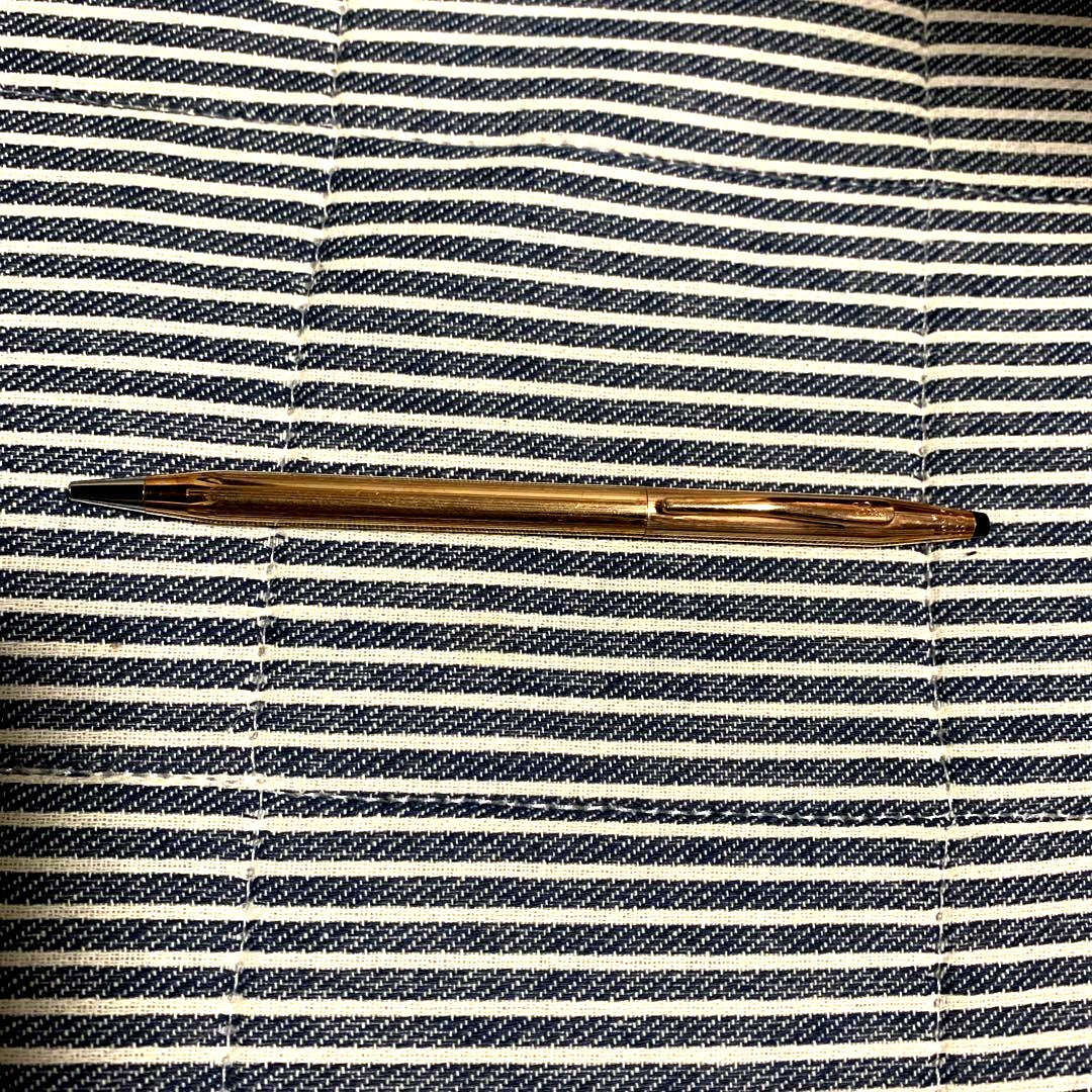 Cross Classic Century 14kt Gold Ballpoint Pen with old logo, elegant and luxurious Japan-imported pen
