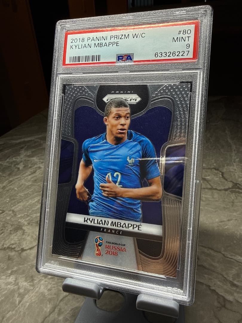 PSA 9 Kylian Mbappe 2018 Panini Prizm — Japanese