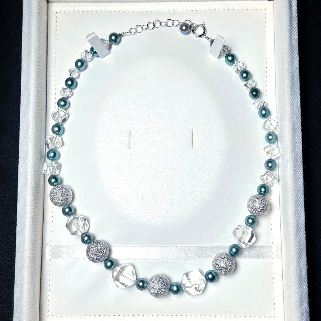 Akoya pearl necklace with mirror ball and crystal accents featuring 7.2-7.6mm round pearls on a 48cm silver chain