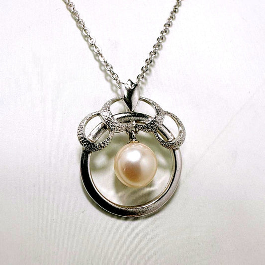 MIKIMOTO Silver Akoya Pearl Round Necklace featuring a single pearl pendant on a 40.5 cm silver chain