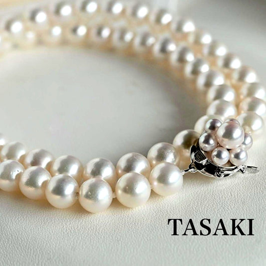 Highest grade Hanadama Taasaki Akoya Pearl Necklace with 7mm pearls and 41.5 cm length