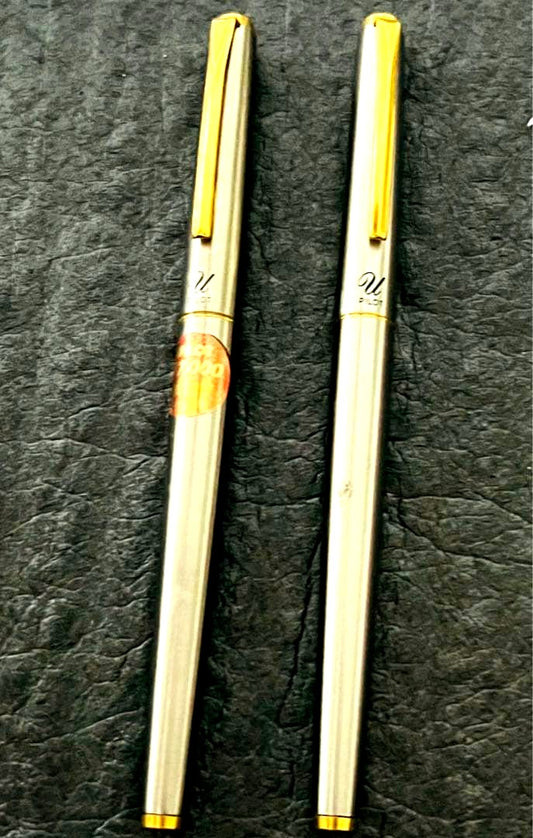 Two Pilot 14K U Fountain Pens from 1974 with fine nib size shown side by side