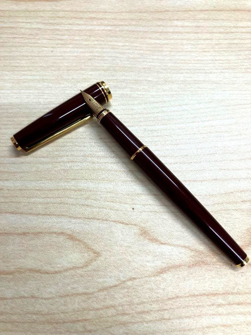 Pilot K18 F fountain pen with red brown barrel and name engraving, discontinued rare item