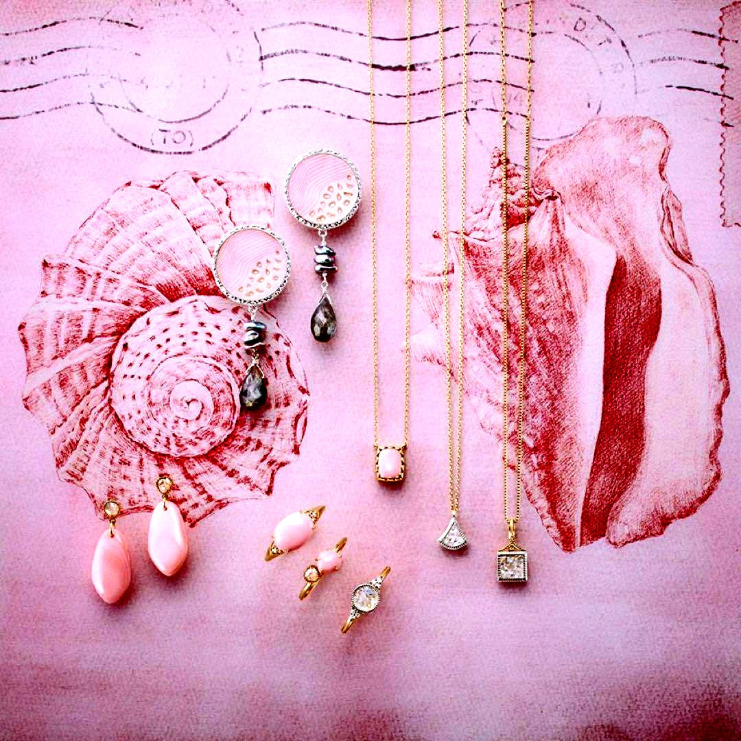 Pink K10 gold necklace featuring a delicate agate conch shell pendant
