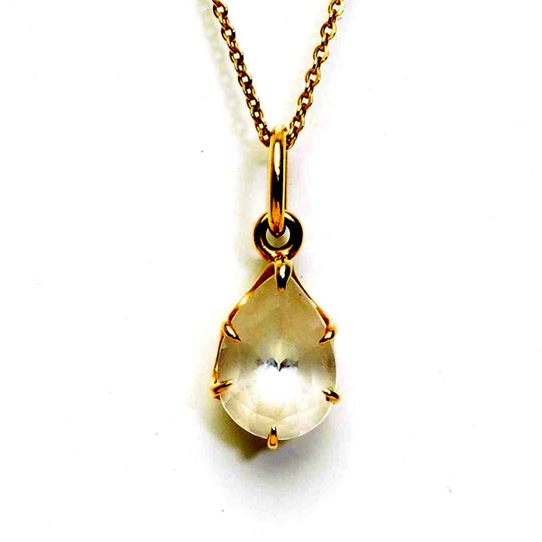 Agete K10 Drop Necklace weighing 2.2g with 0.7cm top width and 1.2cm top height on 50cm chain