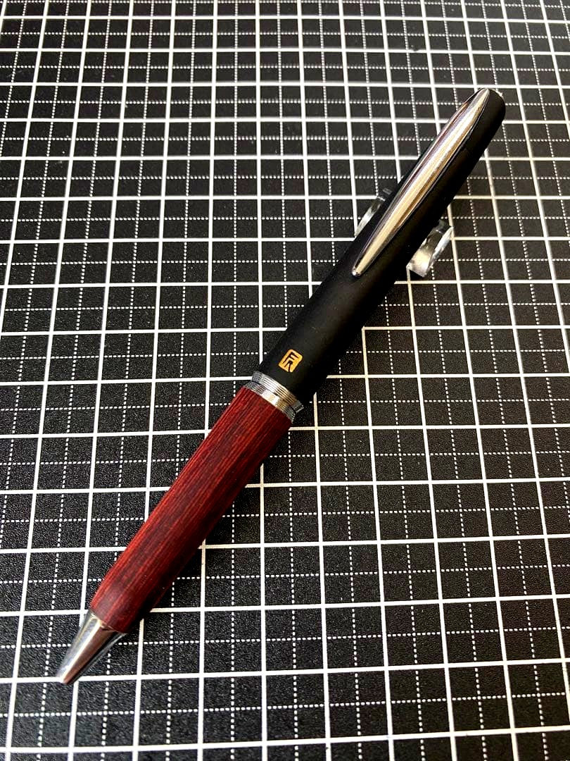 Pilot Fumikaru Nanbu iron ballpoint pen BFU-7SR-NA with black ink, no accessories, made of Nanbu iron