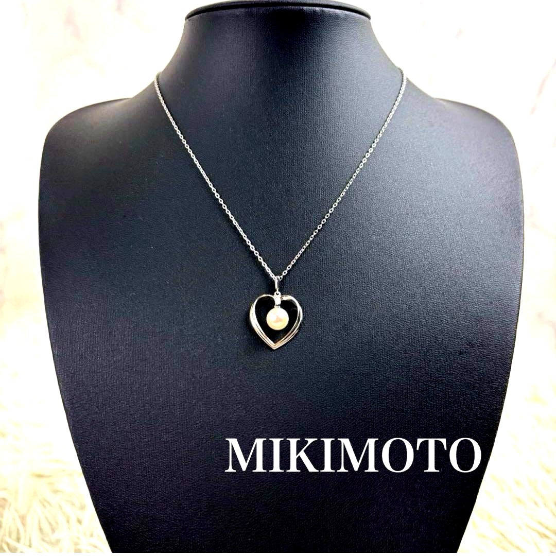 Mikimoto Heart Pearl Necklace featuring a silver engraved heart pendant and a 7mm genuine pearl on a 40cm chain