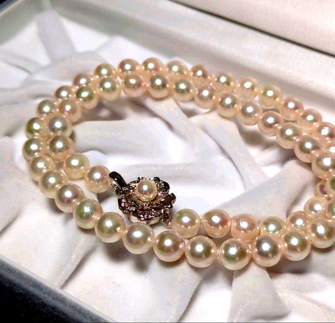 Akoya pearl necklace 43cm long with white real pearls on a necklace chain