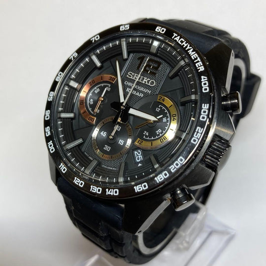 SEIKO B380 Quartz Men's Watch — Japanese