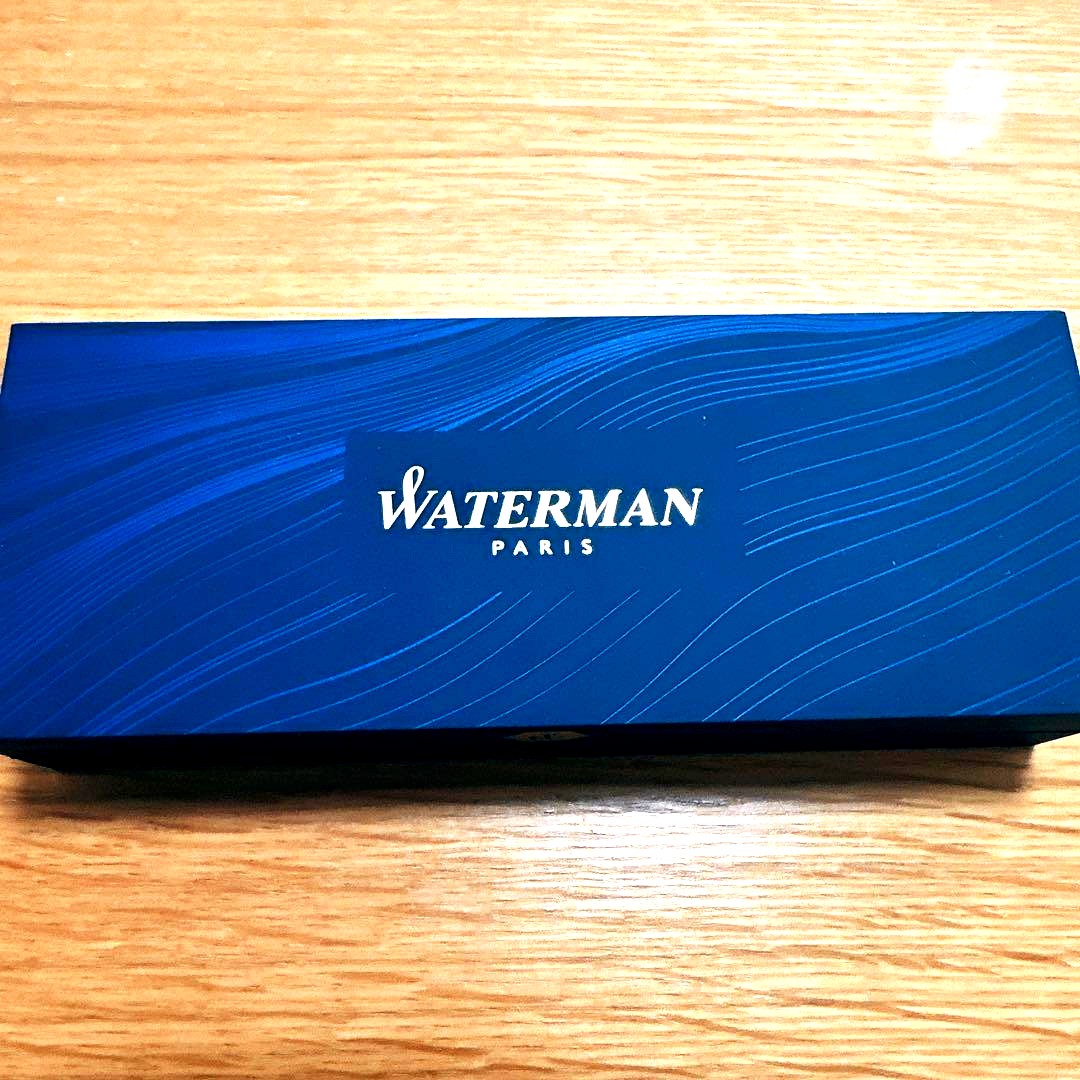 WATERMAN Metropolitan Essential Satin CT ballpoint pen in silver with included box on white background