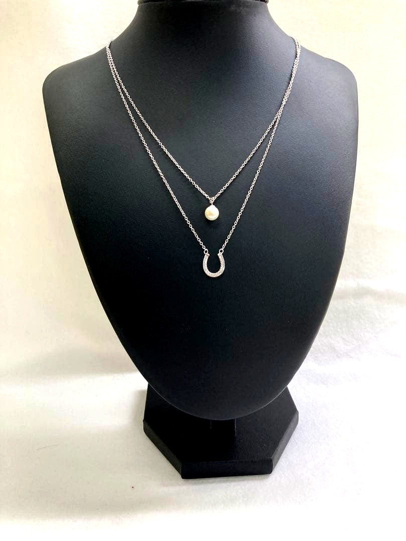 Silver 925 double chain necklace with a 6mm round white yellow tone Akoya pearl pendant