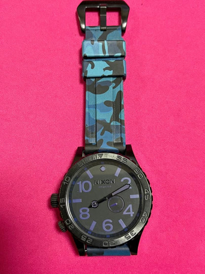 NIXON 51-30 カモフラージュ Quartz Men's Watch — Japanese