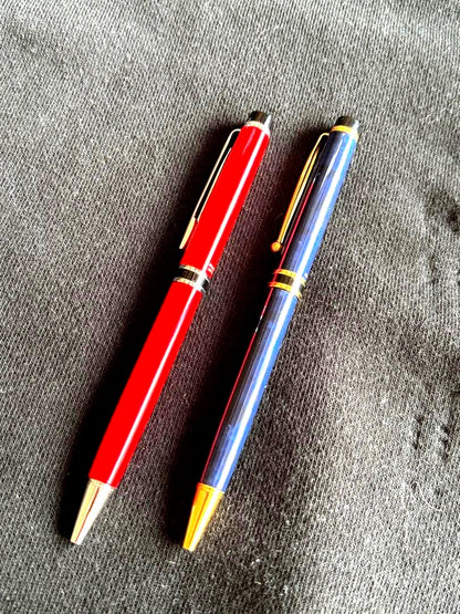 Two Pilot Ganse Ganse NC ballpoint pens with blue ink shown on white background