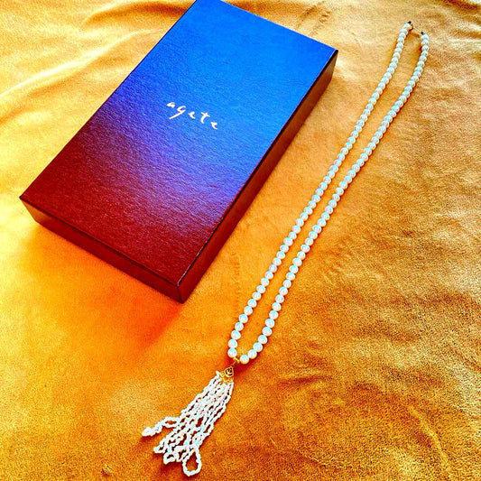 Agete K18 Akoya Pearl Necklace featuring lustrous pearls on a 60 cm gold chain