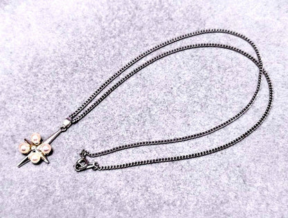 MIKIMOTO Pearl Cross SILVER Brooch 43347 featuring pearls on a 43 cm silver chain
