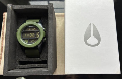 NIXON ユニット Digital Men's Watch — Japanese