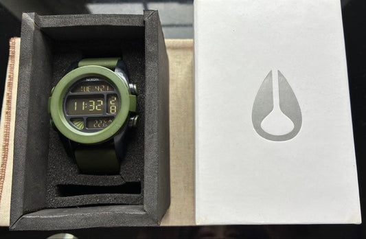 NIXON ユニット Digital Men's Watch — Japanese