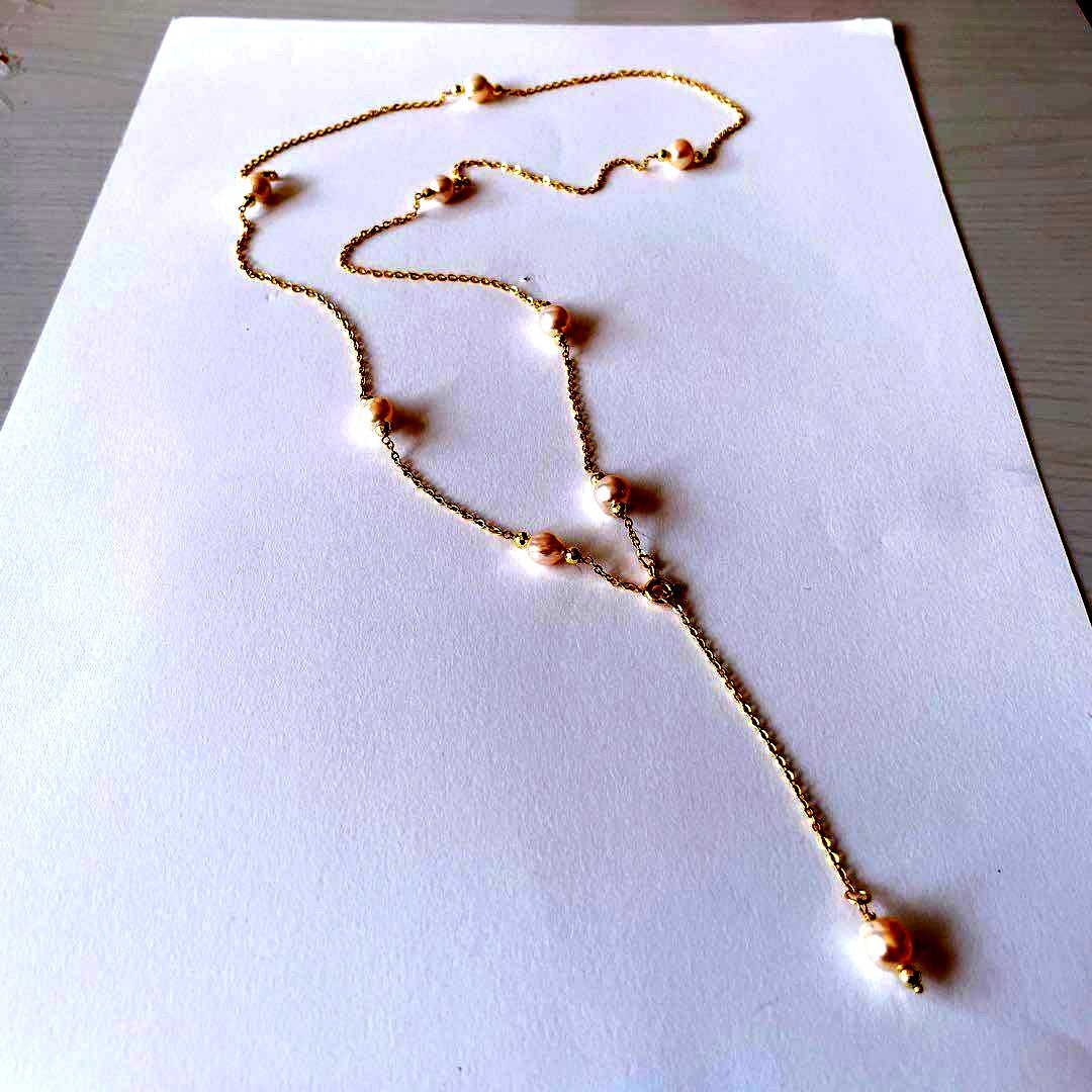 Akoya pearl baroque long Y-shaped necklace with 7mm pearls and gold granules on a 75cm chain