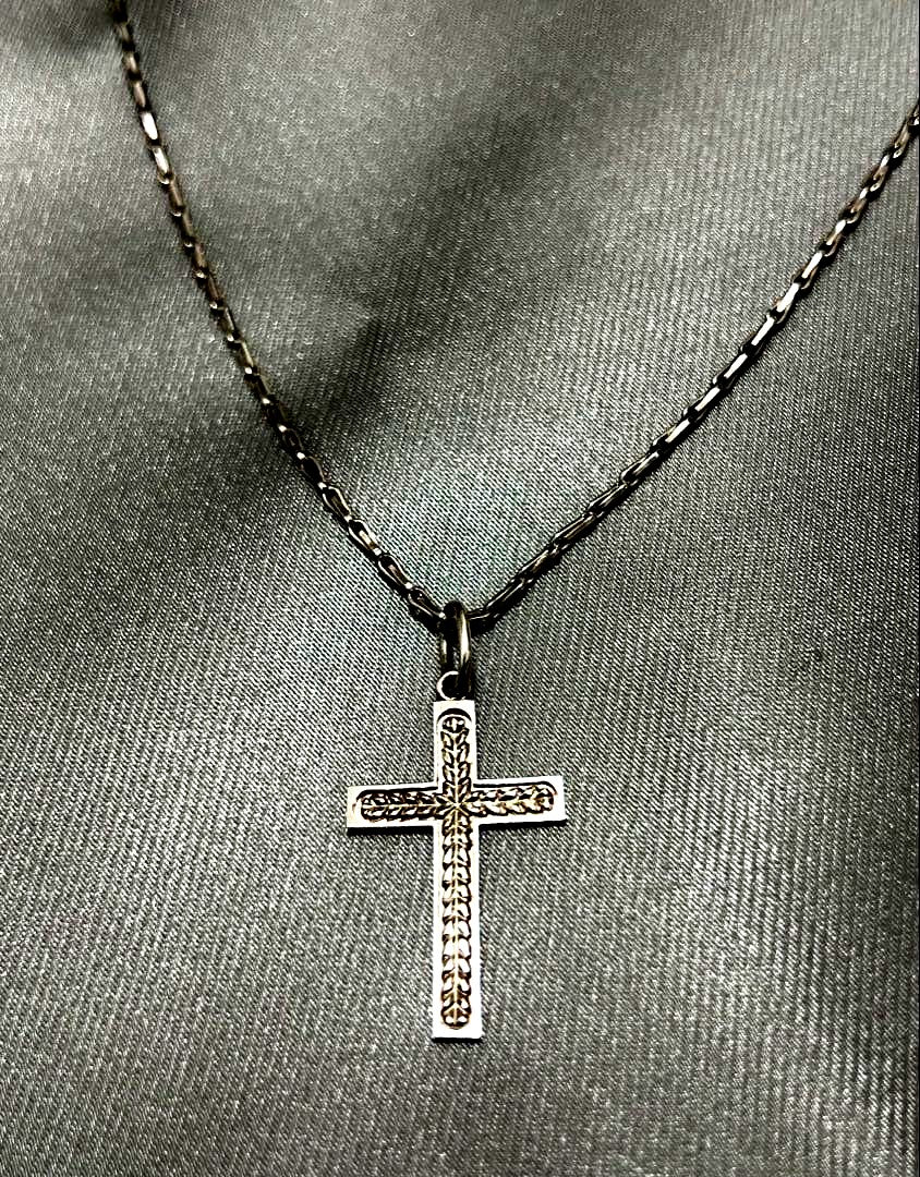 Silver Agate Cross Charm approximately 2.4 cm by 1.5 cm on a 41 cm silver chain