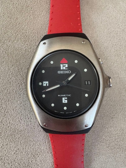 SEIKO KINETIC Men's Watch — Japanese