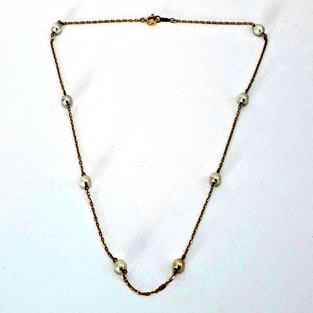 Mikimoto pearl necklace with 4.6mm pearls on 38cm 18K yellow gold chain weighing 2.8 grams