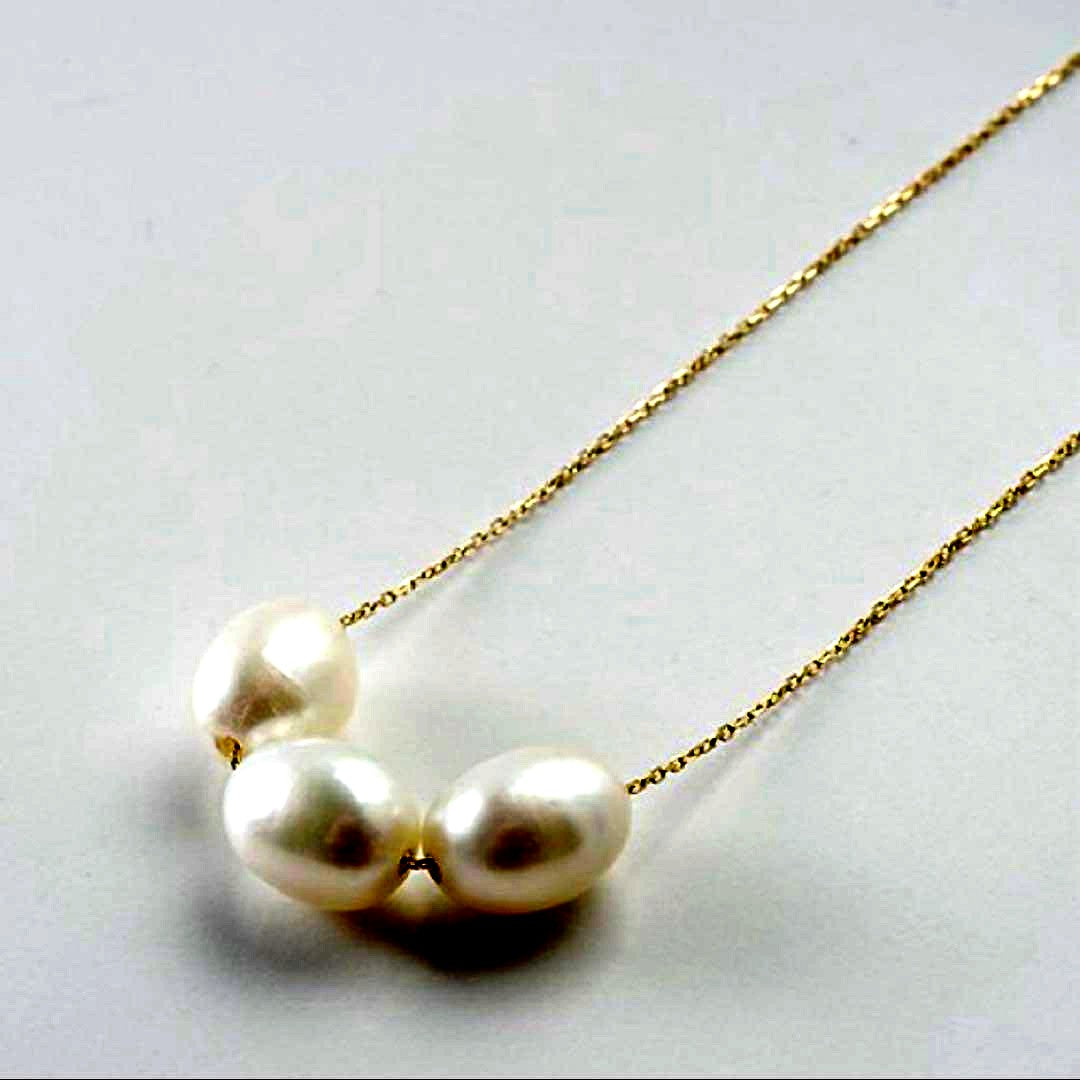 agete K10 pearl necklace featuring 3 round and elongated baroque pearls with adjustable sliding chain