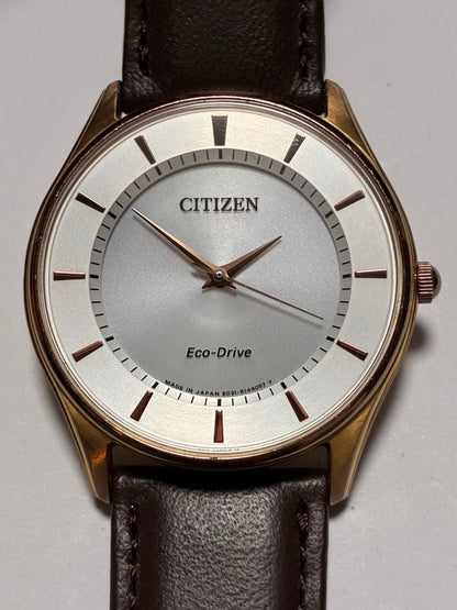 Citizen モデル/シリーズ名が記載されていませんが、提供された情報だけではモデル名やシリーズ名を特定できません。もしタイトルに具体的なモデル名やシリーズ名があれば教えてく Solar Men's Watch — Japanese