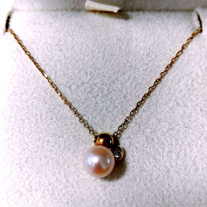 Mikimoto Perlezza necklace with 6mm Akoya pearls and diamonds on 18K yellow gold chain, 40 cm length