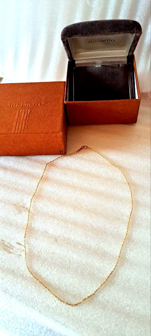 K18 Necklace 40 cm Mikimoto elegant gold chain displayed on white background