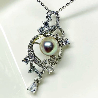 Akoya pearl necklace with 7.5mm unbleached pearls and silver S925 engraved clasp in blue color