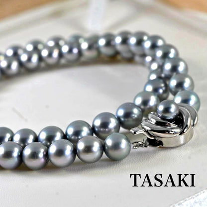 Takatoshi Akoya pearl necklace measuring 41.5 cm with lustrous white pearls and elegant design