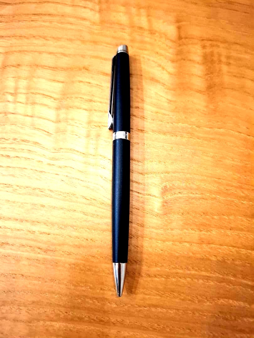 WATERMAN Mechanical Pencil measuring 134mm length and 9mm width with metallic finish