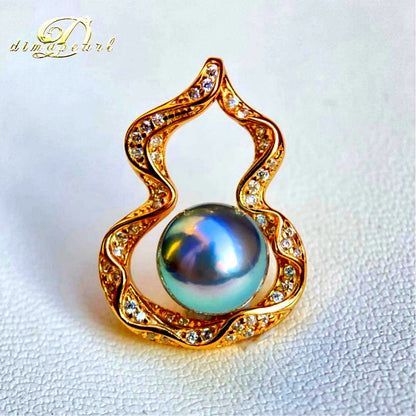 Honmatsu Akoya pearl pendant featuring a 7.28mm round blue tone pearl with S925 18K finish