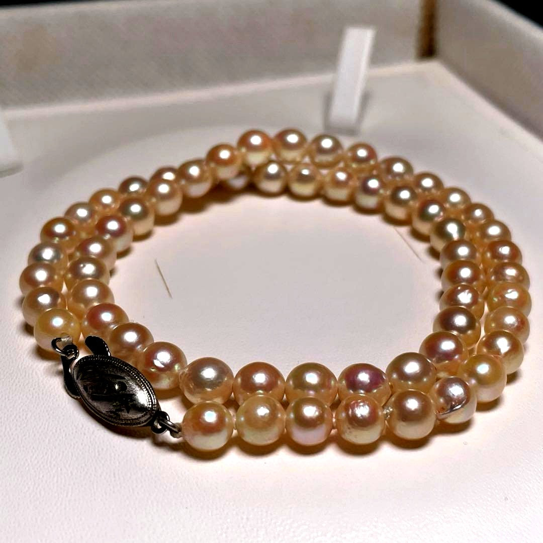 Kohaku pearl necklace with 6.0-6.4mm white round pearls and silver chain length 39.9cm