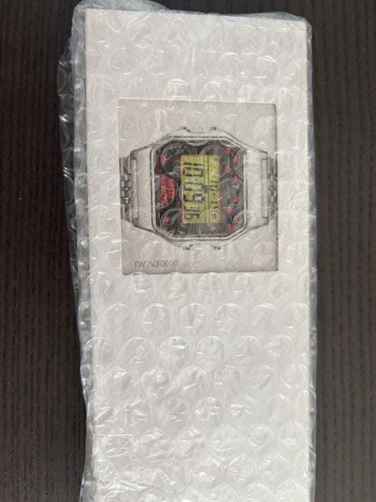 TIMEX インベーダー TIMEXデジタル腕時計 Digital Men's Watch — Japanese