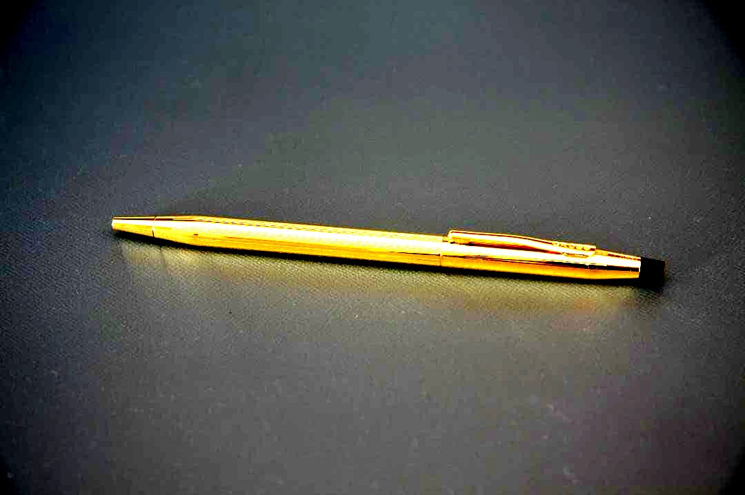 New Crossball Classic Century Gold PVD ballpoint pen in gold with black oil-based ink, unused