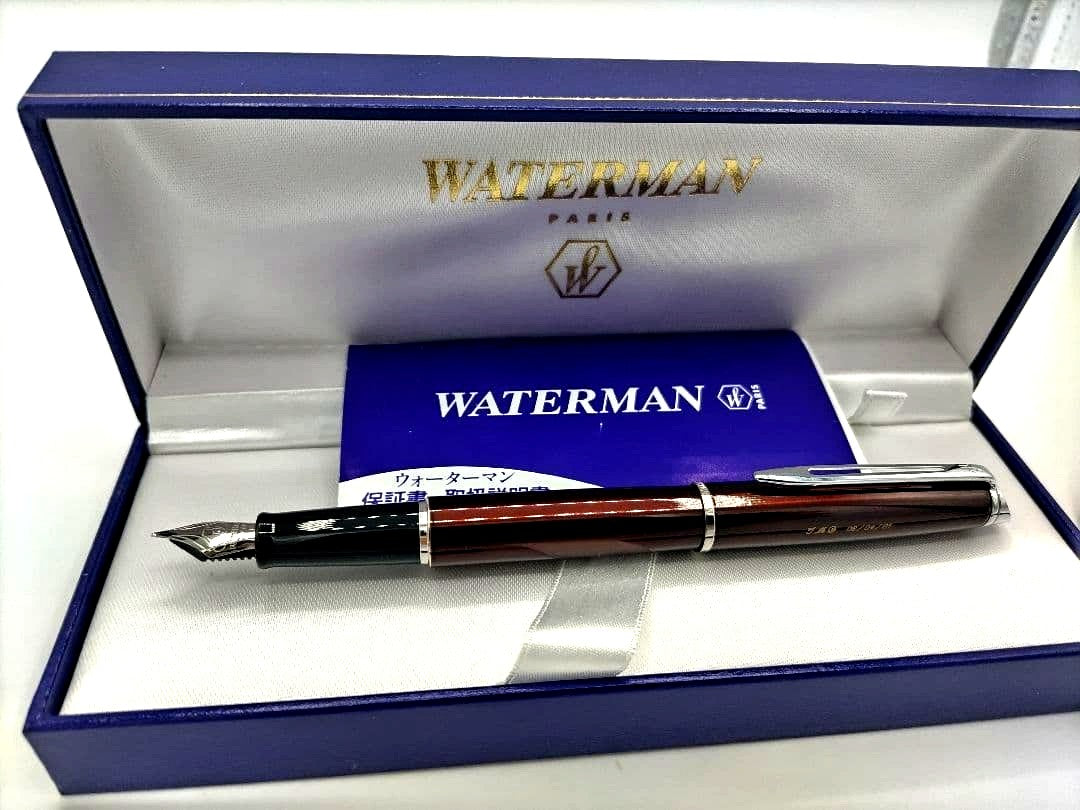 Waterman Metropolitan series metallic fountain pen with dedicated protective case