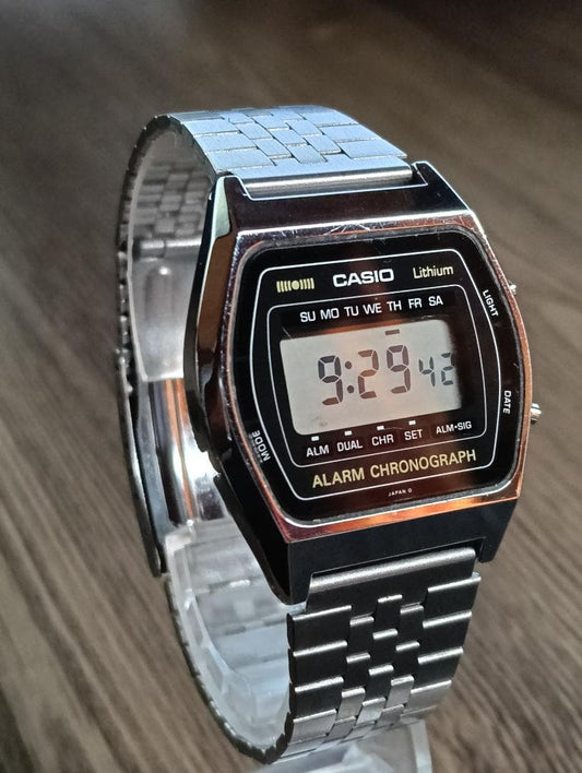 CASIO A657 160 Digital Men's Watch — Japanese