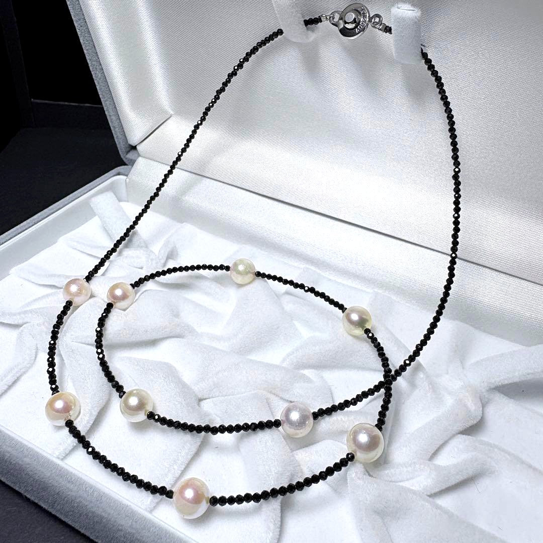 Akoya pearl and black spinel necklace with nine 8.1mm pearl beads on a 59cm chain