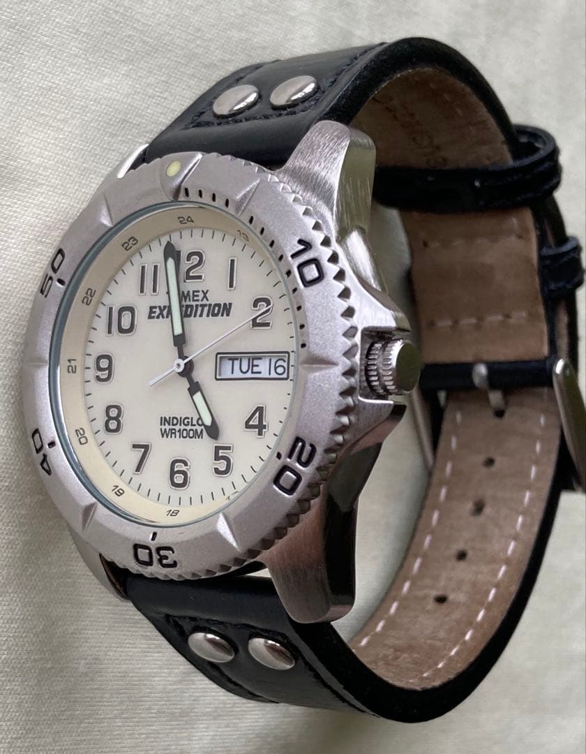 TIMEX TRADITIONAL Analog Men's Watch — Japanese