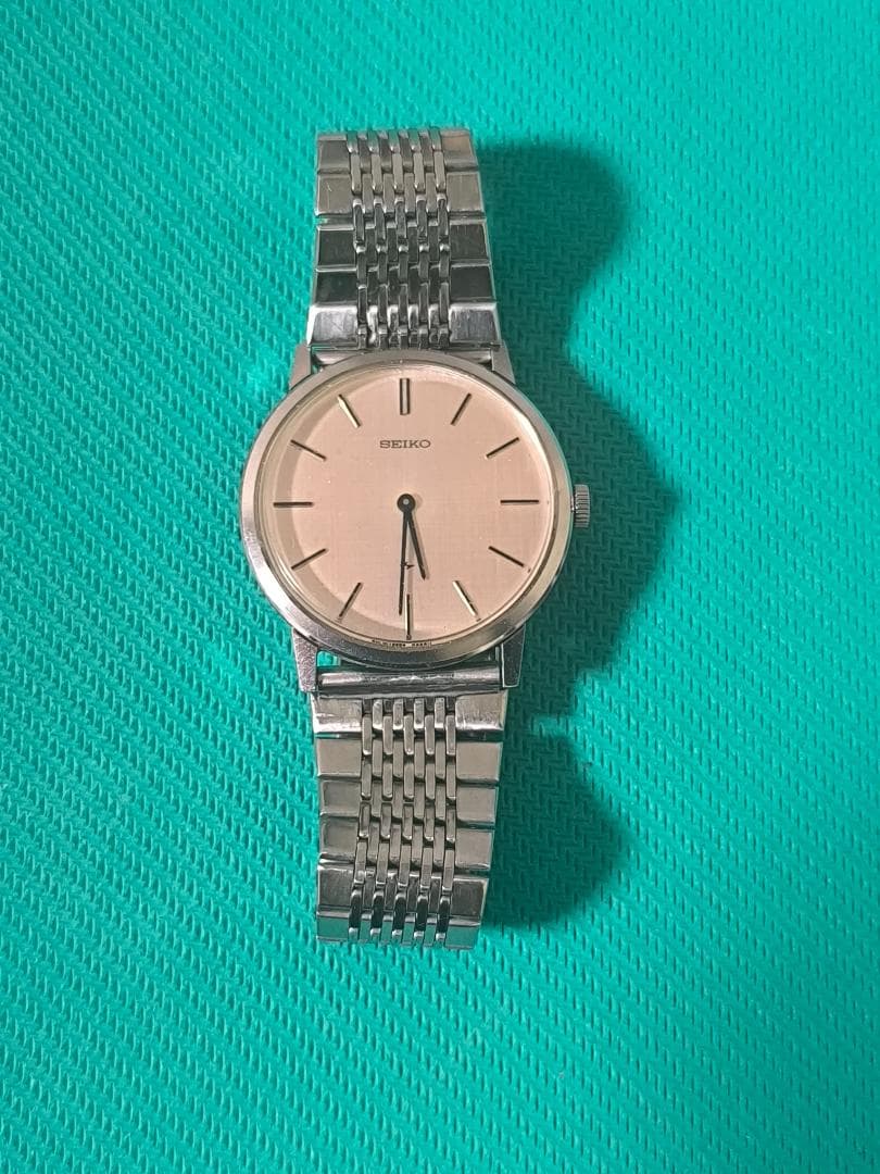 SEIKO 2220-0180 Manual Men's Watch — Japanese