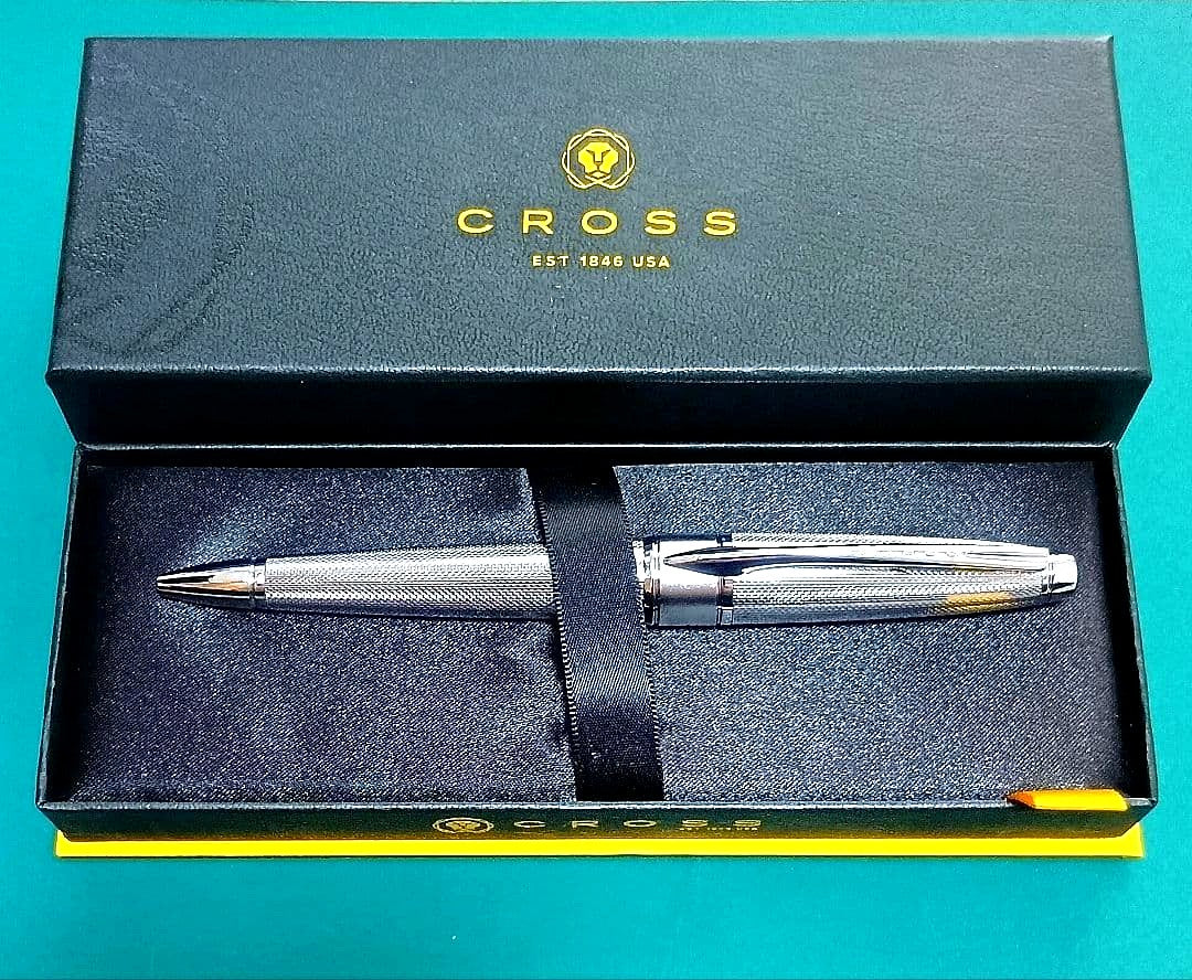 Cross Apojii silver chrome twist ballpoint pen AT0122-1 with diamond pattern engraving